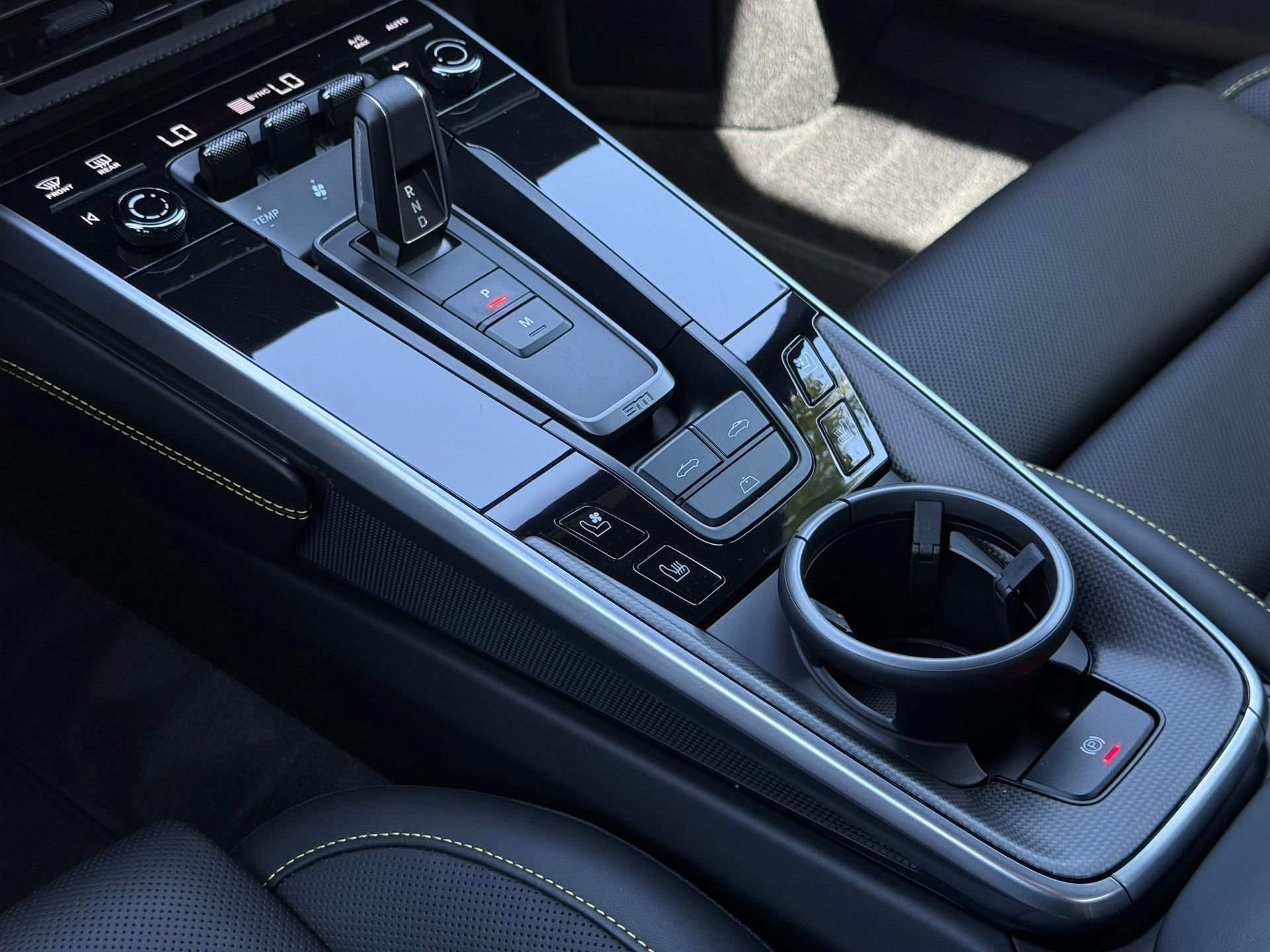 Certified 2025 Porsche 911 Turbo S AWD/4WD image 23