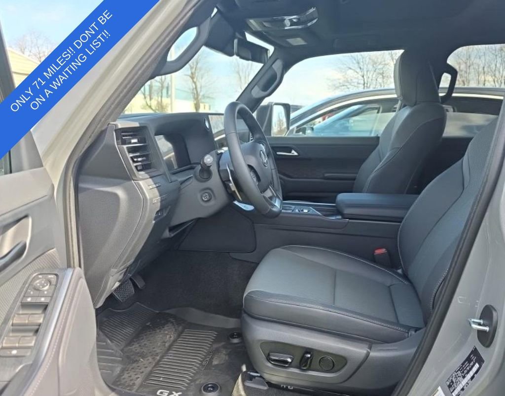 Used 2026 Lexus GX 550 w/ Accessory Package (2T) image 4