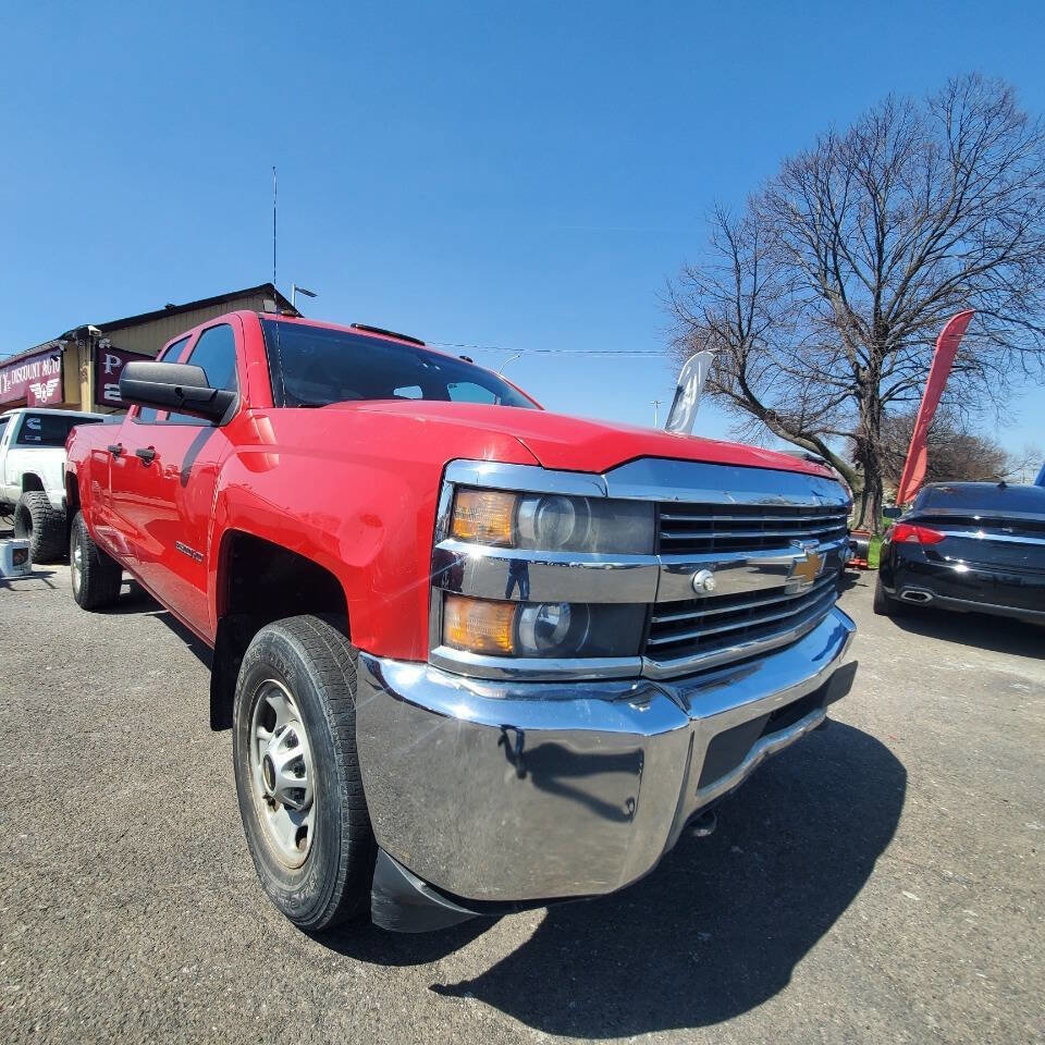 Used 2015 Chevrolet Silverado 2500 W/T w/ WT Convenience Package image 2