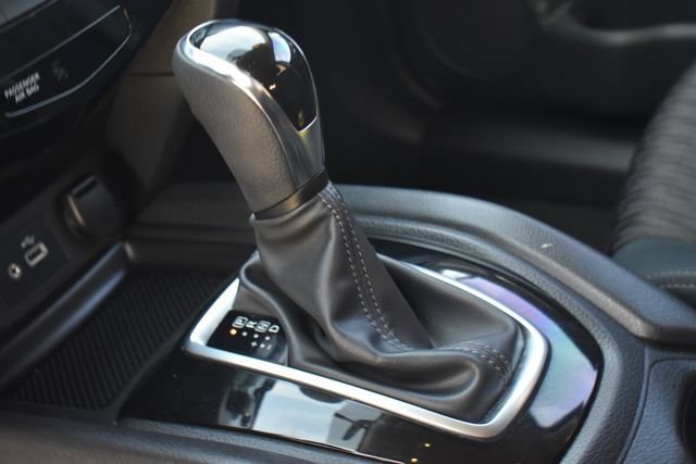 Used 2018 Nissan Rogue S FWD image 21