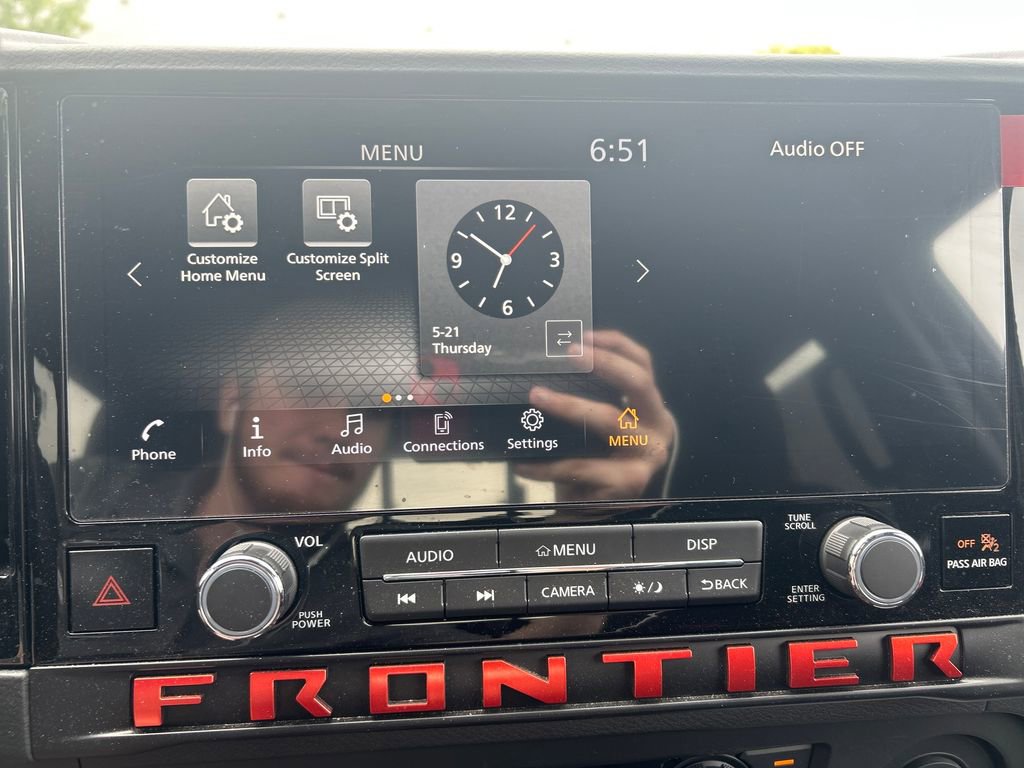 Used 2025 Nissan Frontier PRO-4X AWD/4WD image 19