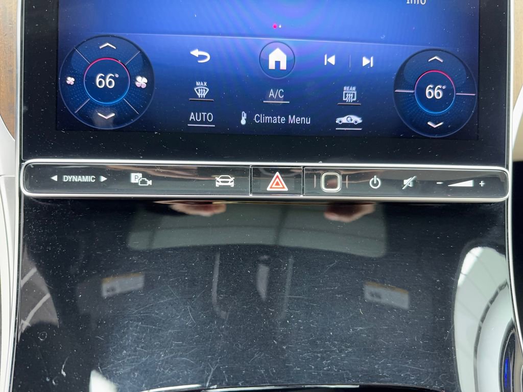 Used 2024 Mercedes-Benz GLC 300 image 39