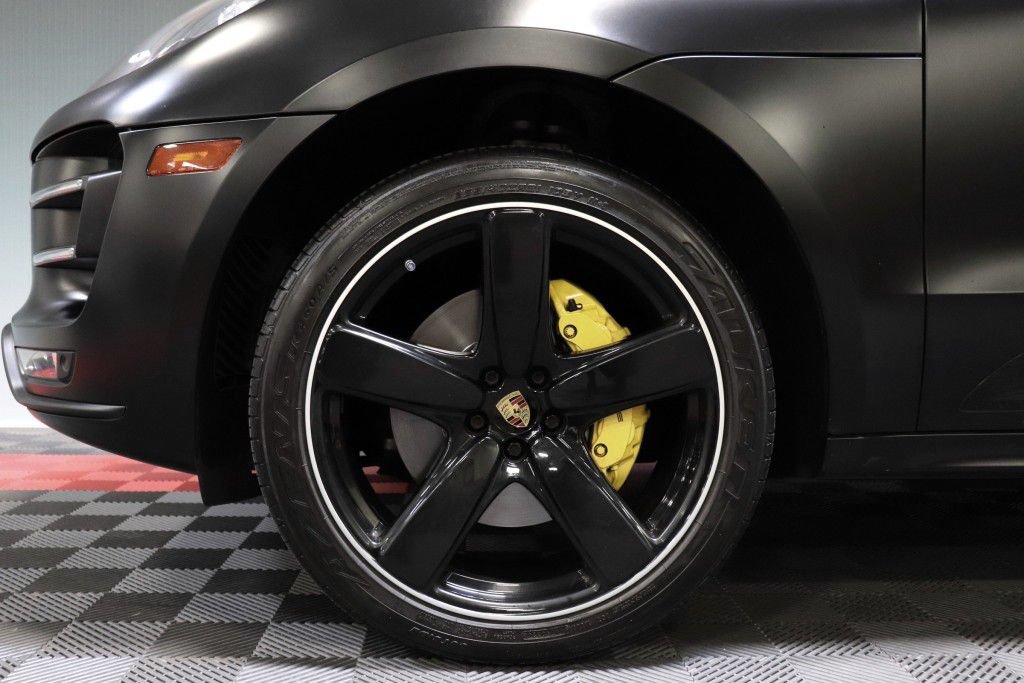 Used 2018 Porsche Macan Turbo AWD/4WD image 80