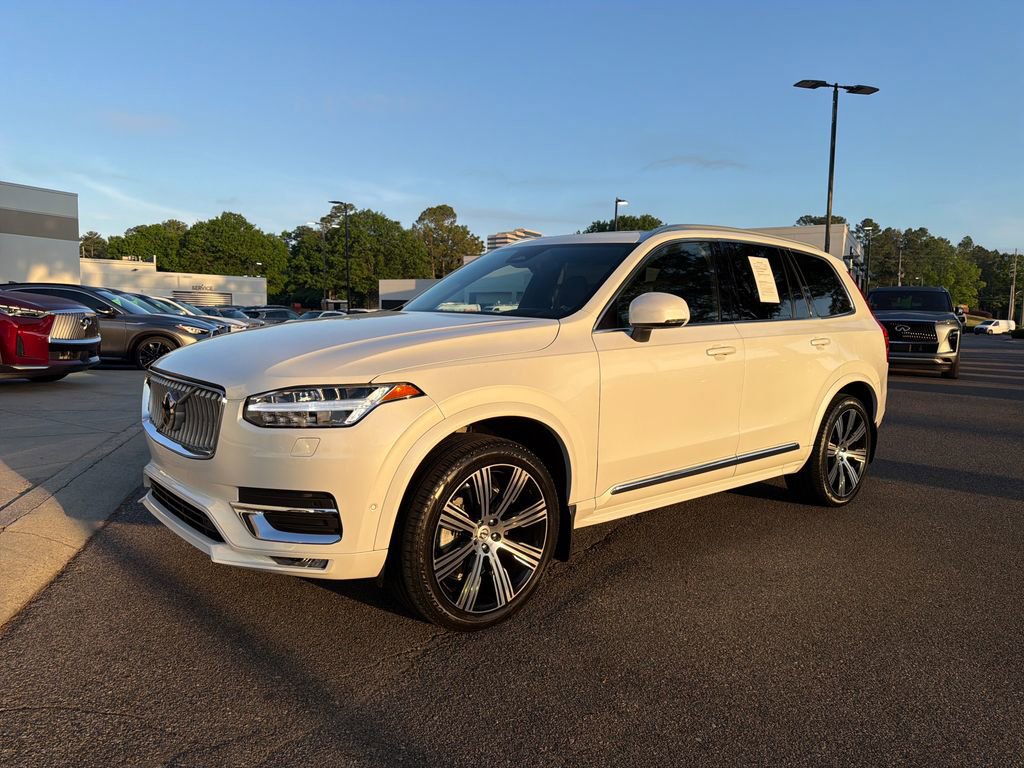 Used 2023 Volvo XC90 B6 Ultimate w/ Protection Package Premier AWD/4WD image 5