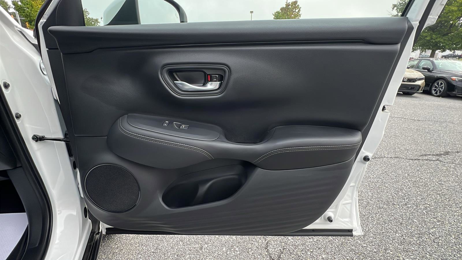 New 2026 Honda HR-V EX-L image 12