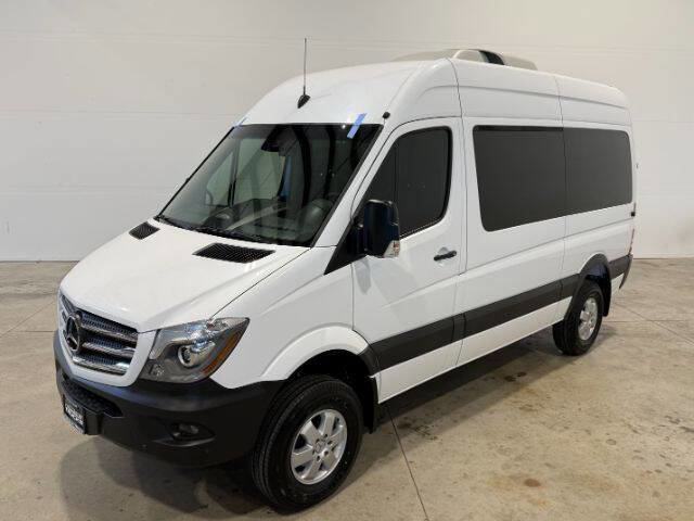 Used 2017 Mercedes-Benz Sprinter 2500 image 2