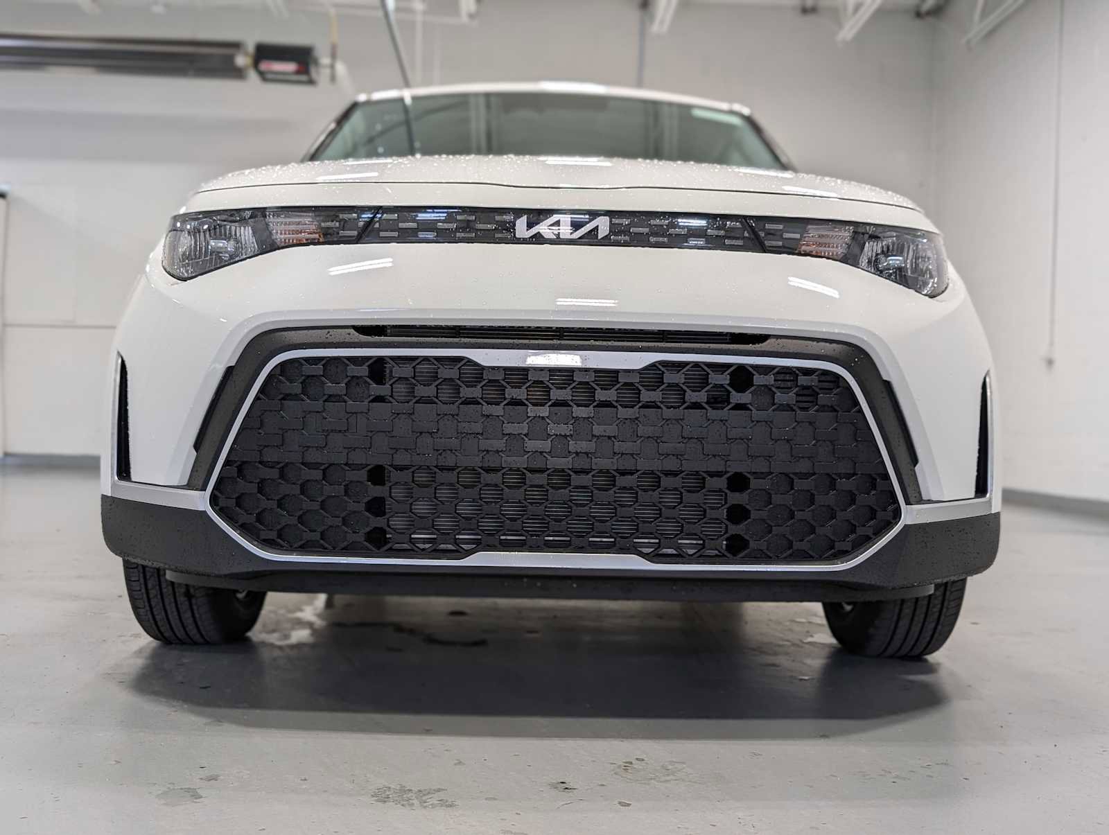 New 2025 Kia Soul LX image 2