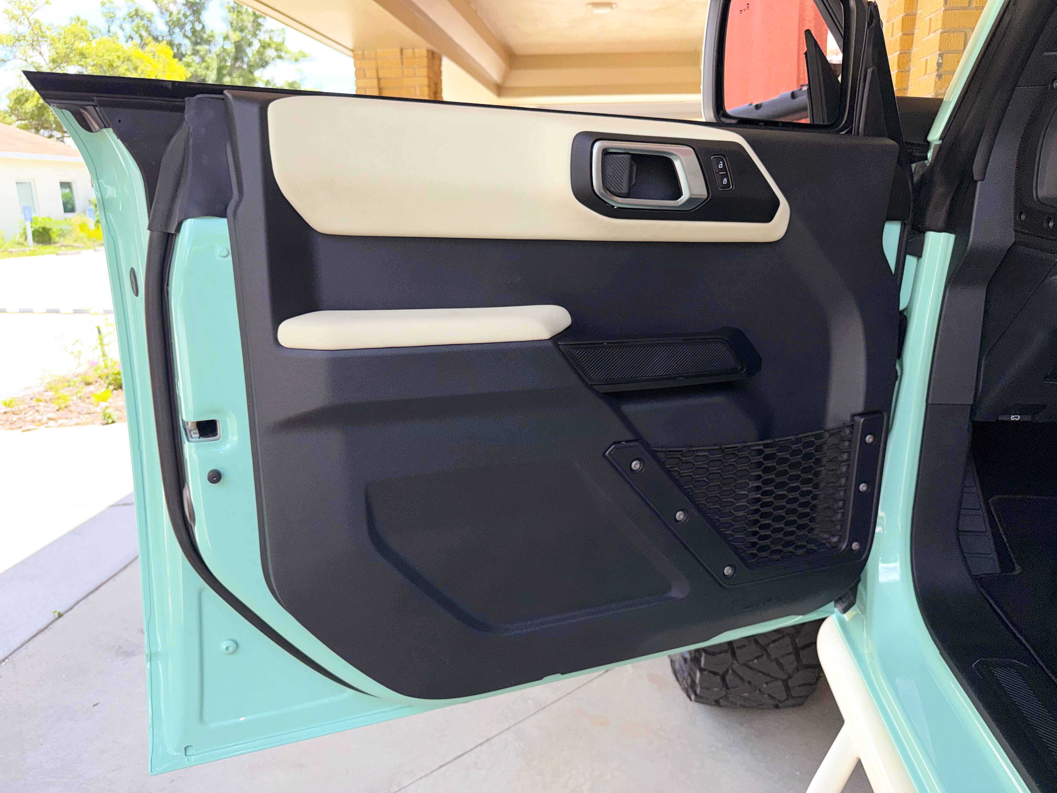 Used 2025 Ford Bronco Outer Banks AWD/4WD image 14