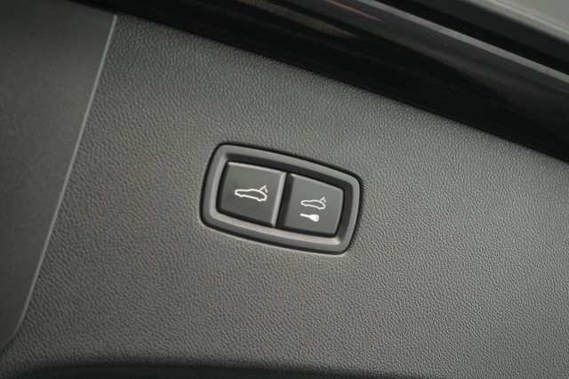 Used 2023 Porsche Cayenne Platinum Edition AWD/4WD image 49