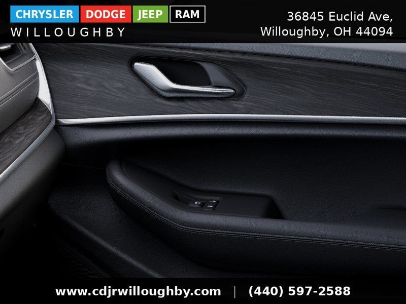 New 2026 Jeep Grand Cherokee Altitude AWD/4WD image 28