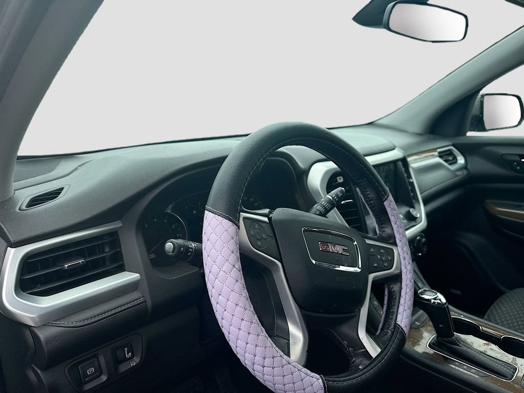 Used 2019 GMC Acadia SLE w/ LPO, Floor Liner Package AWD/4WD image 9