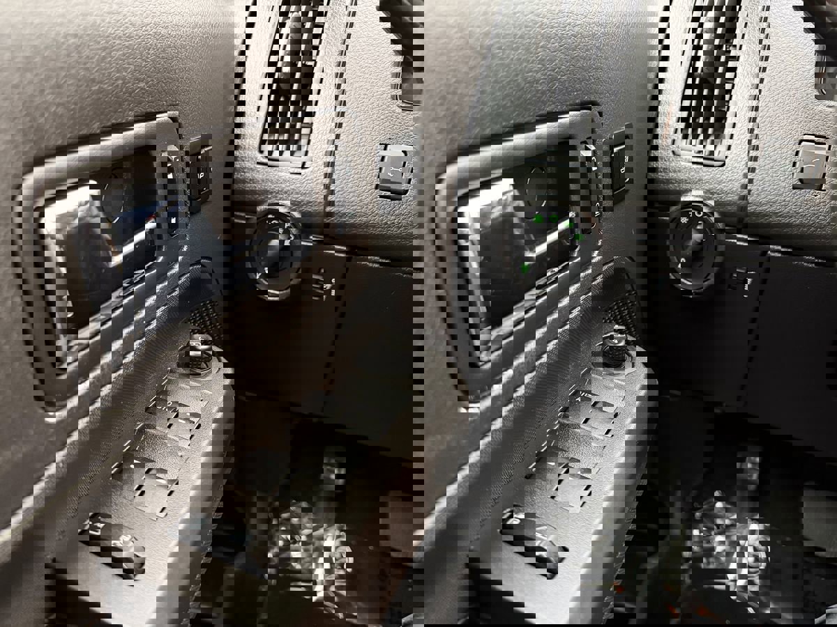 Used 2009 Ford Edge Limited image 12