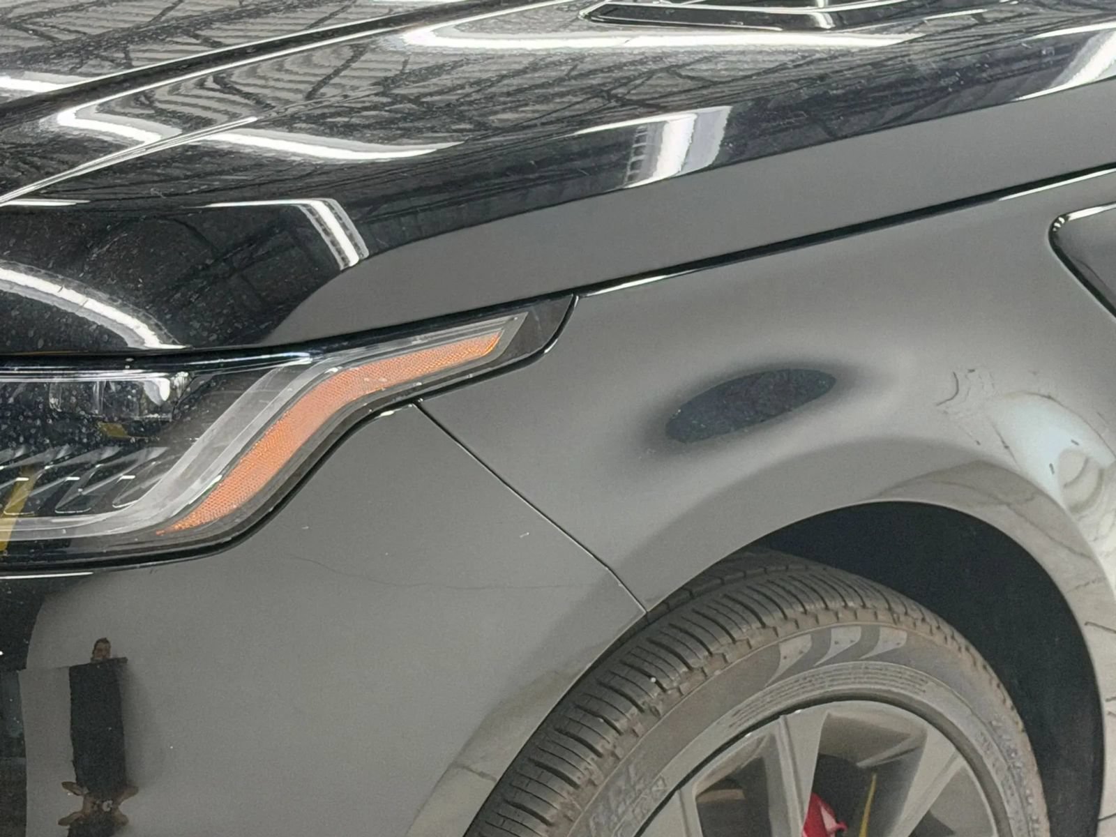 Used 2022 Land Rover Range Rover Sport HST AWD/4WD image 4
