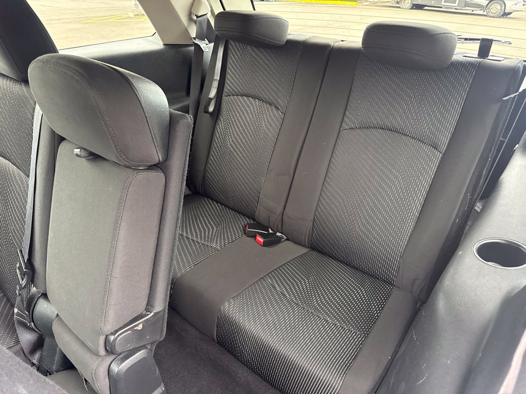 Used 2016 Dodge Journey SE w/ Flexible Seating Group FWD image 12