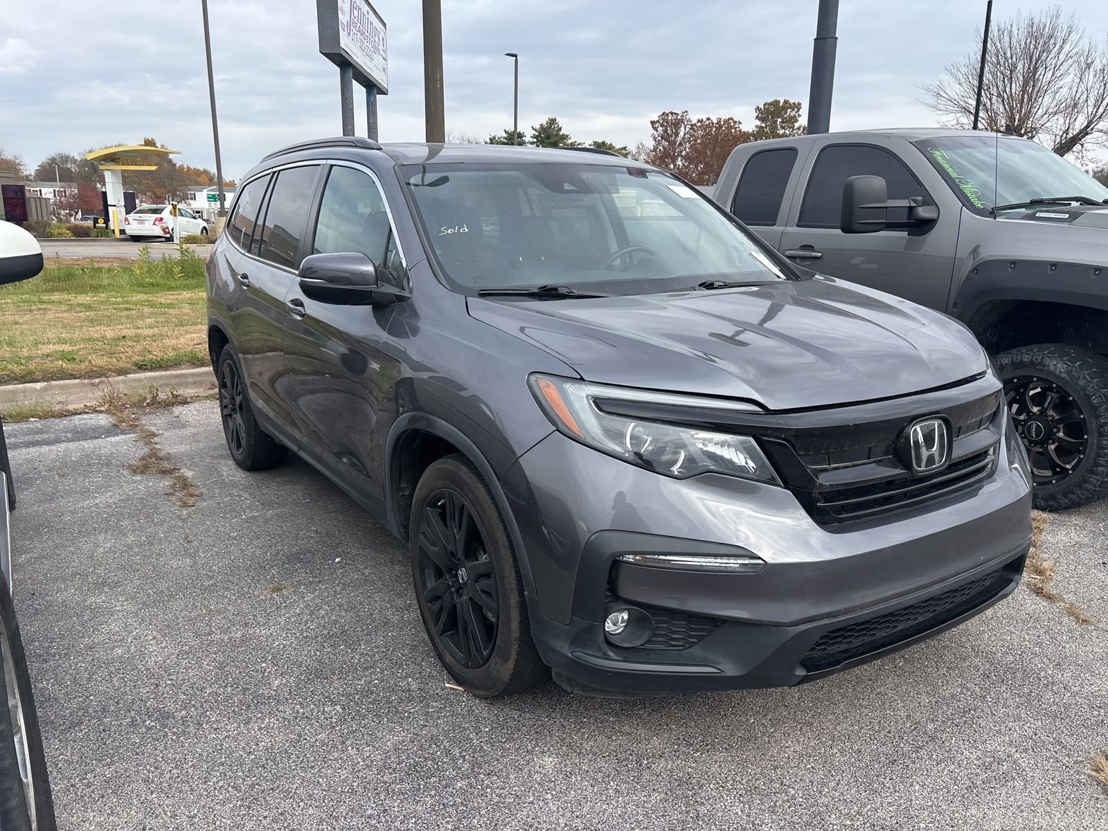 Used 2022 Honda Pilot Special Edition image 2