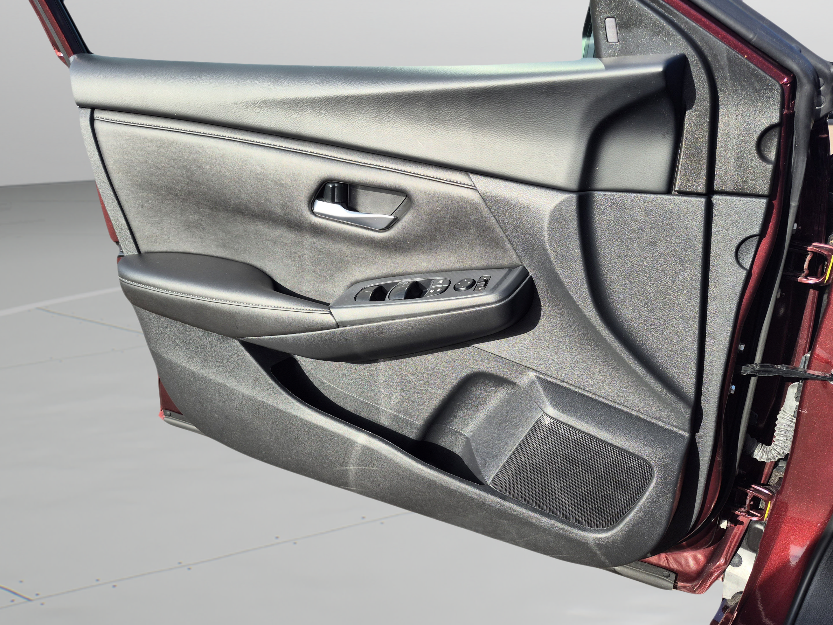 Certified 2024 Nissan Sentra SV FWD image 23
