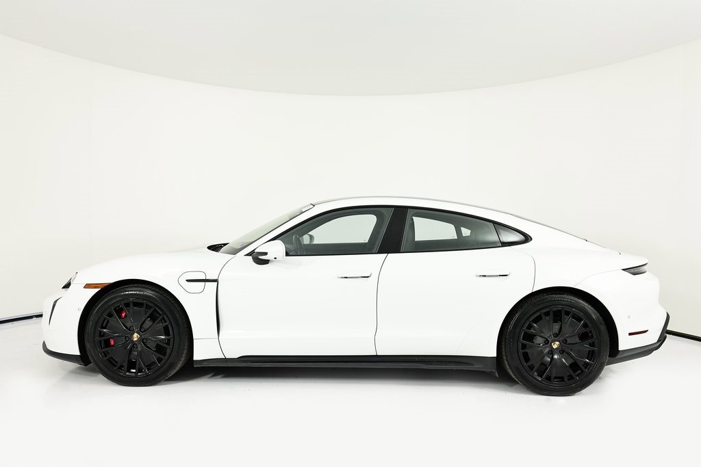 Certified 2024 Porsche Taycan GTS image 2