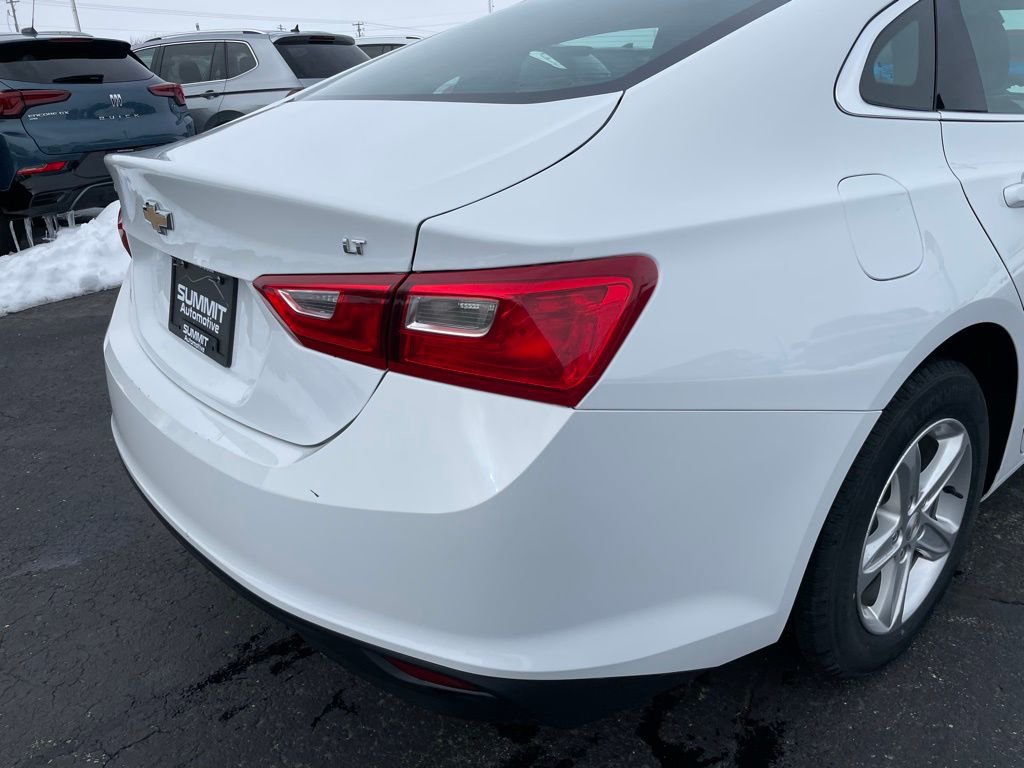 Used 2023 Chevrolet Malibu LT FWD image 28