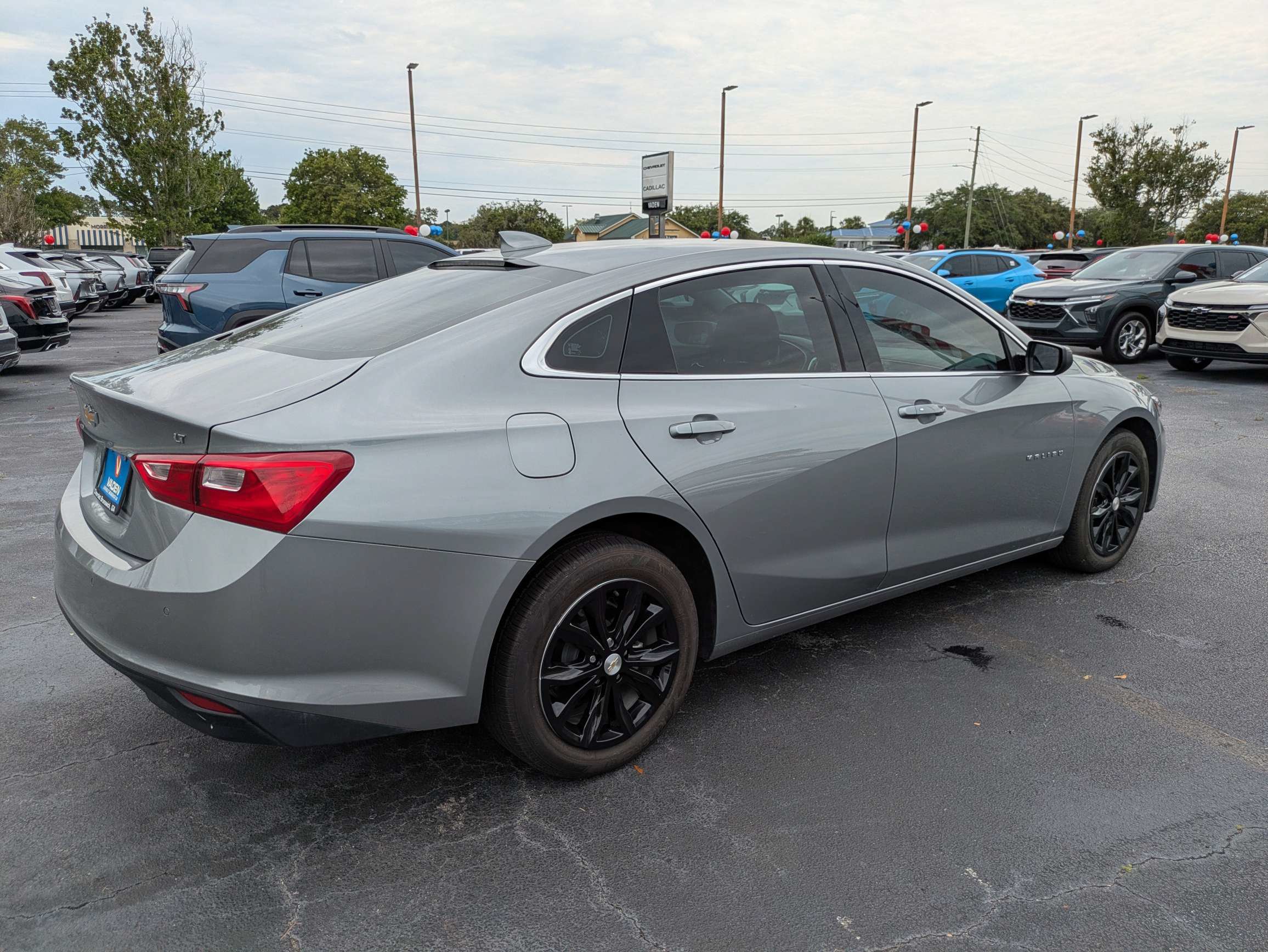 New 2024 Chevrolet Malibu LT FWD image 23