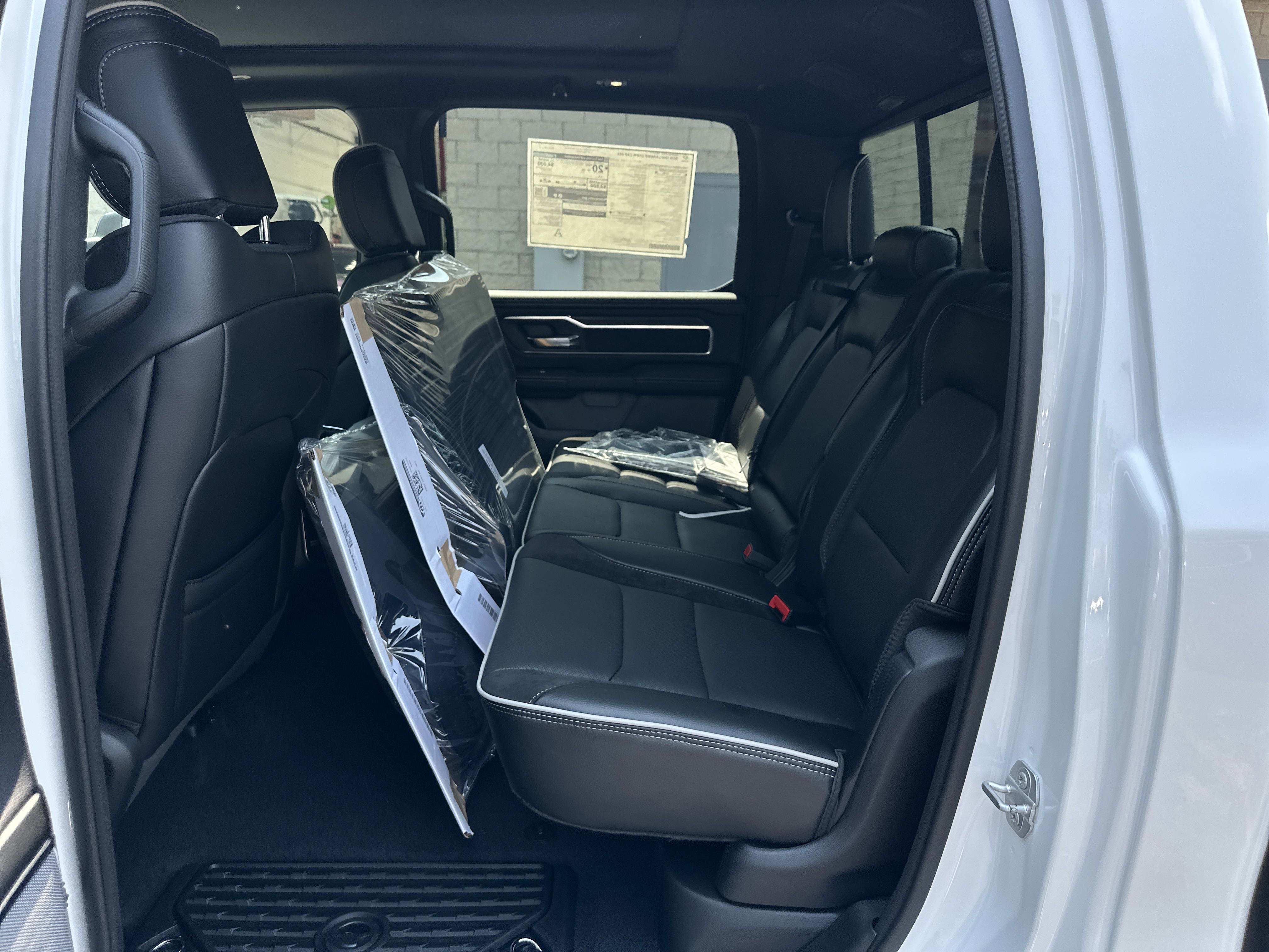 New 2026 RAM 1500 Laramie w/ Night Edition image 31