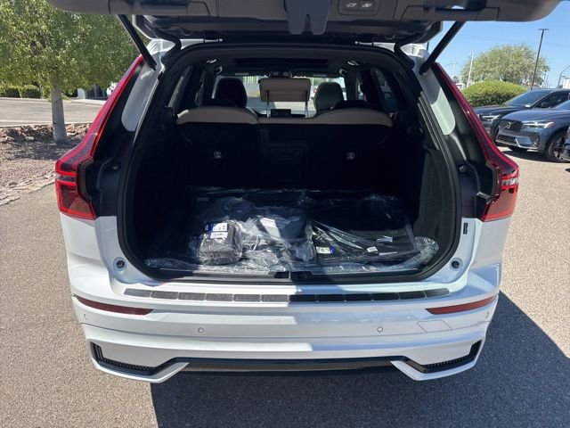 New 2026 Volvo XC60 B5 Plus w/ Protection Package Premier image 8