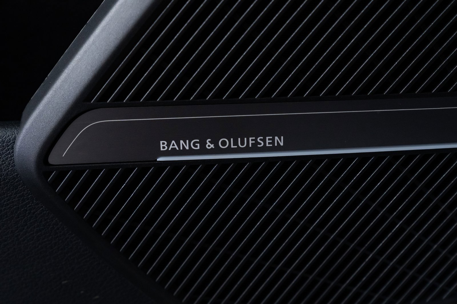 Used 2024 Audi Q5 e Premium Plus image 15