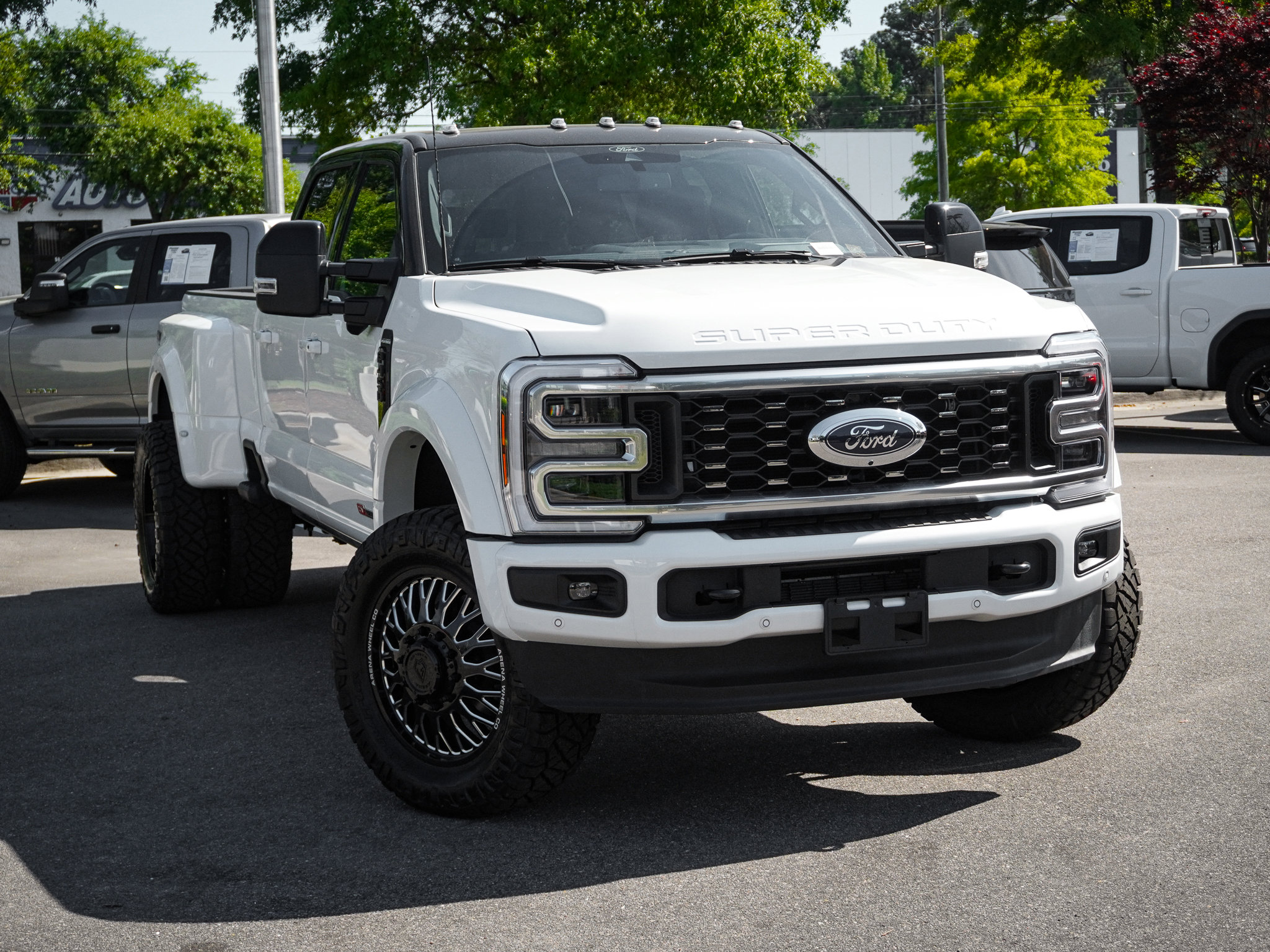 Used 2026 Ford F450 Platinum w/ FX4 Off-Road Package AWD/4WD image 2
