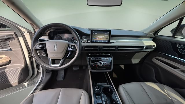 Used 2022 Lincoln Corsair FWD image 16
