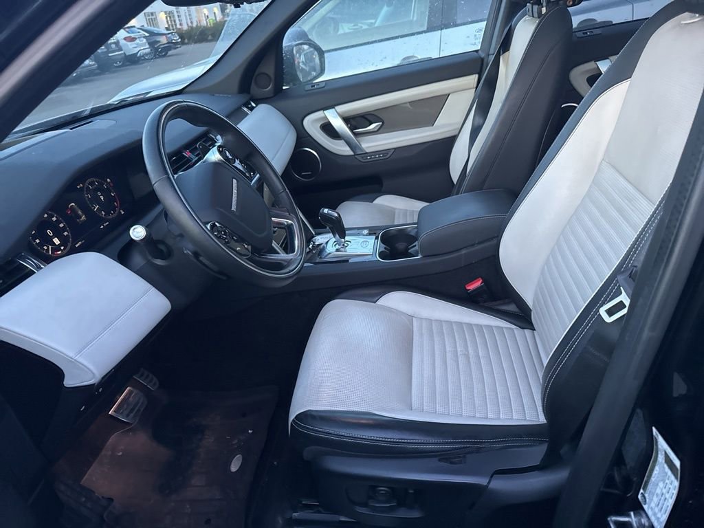 Used 2020 Land Rover Discovery Sport SE R-Dynamic image 5