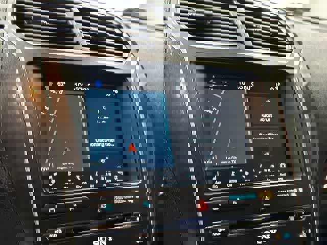 Used 2017 Ford Explorer Limited image 21