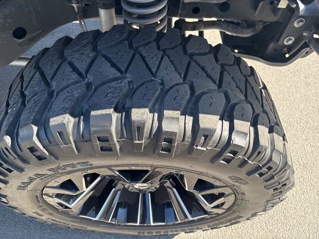 Used 2012 Jeep Wrangler Unlimited Rubicon image 39