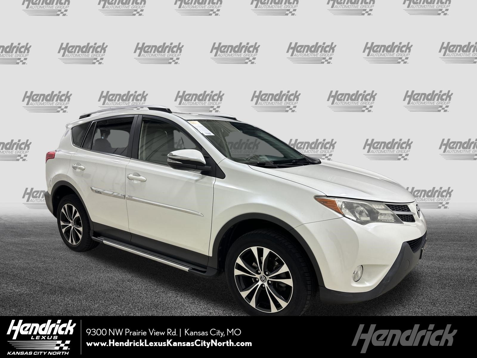 Used 2015 Toyota RAV4 Limited AWD/4WD image 1