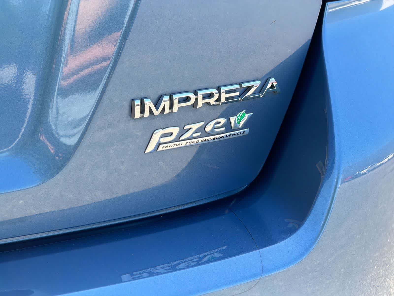 Used 2016 Subaru Impreza 2.0i Premium AWD/4WD image 13