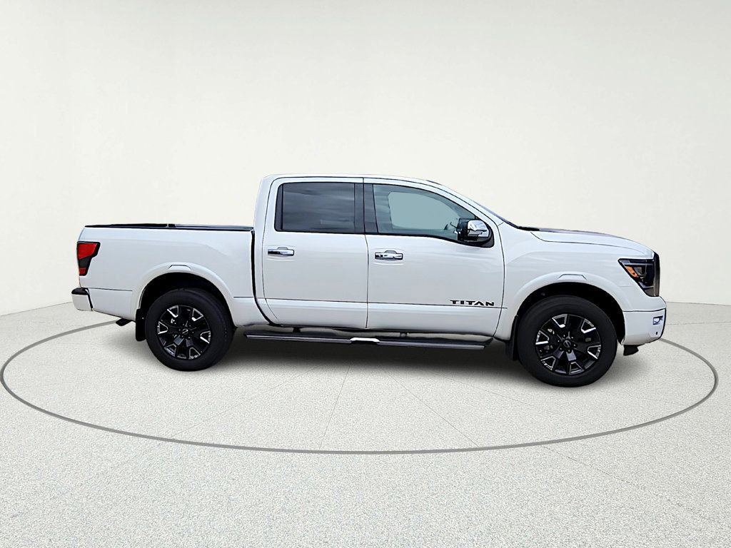 Used 2024 Nissan Titan Platinum Reserve w/ Moonroof Package image 7