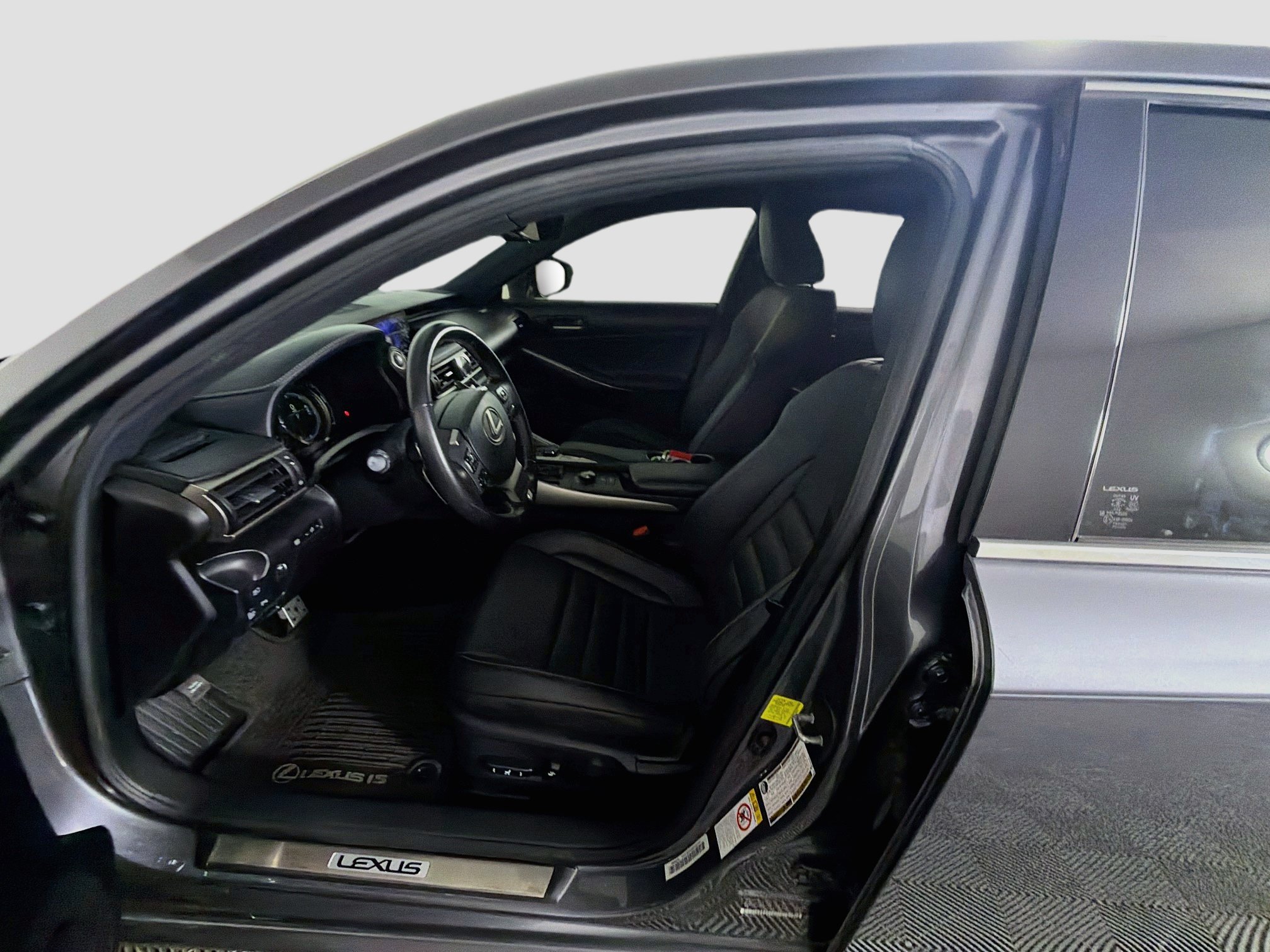 Used 2018 Lexus IS 300 F Sport w/ F Sport Package RWD image 13