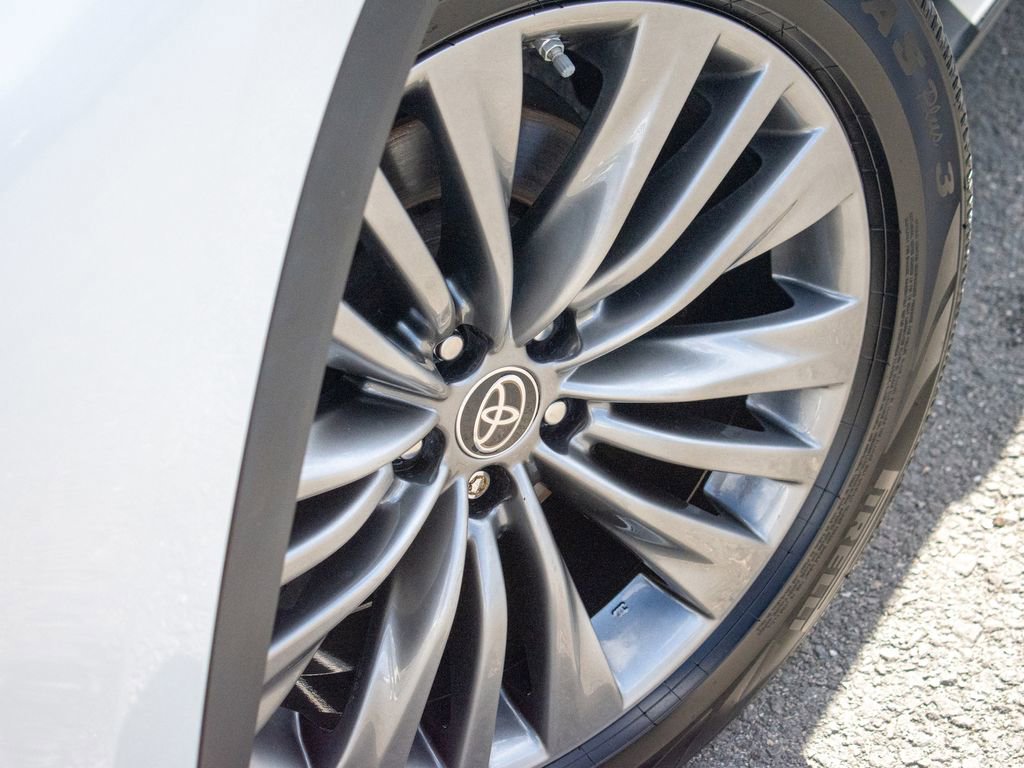 Used 2022 Toyota Highlander Platinum AWD/4WD image 9