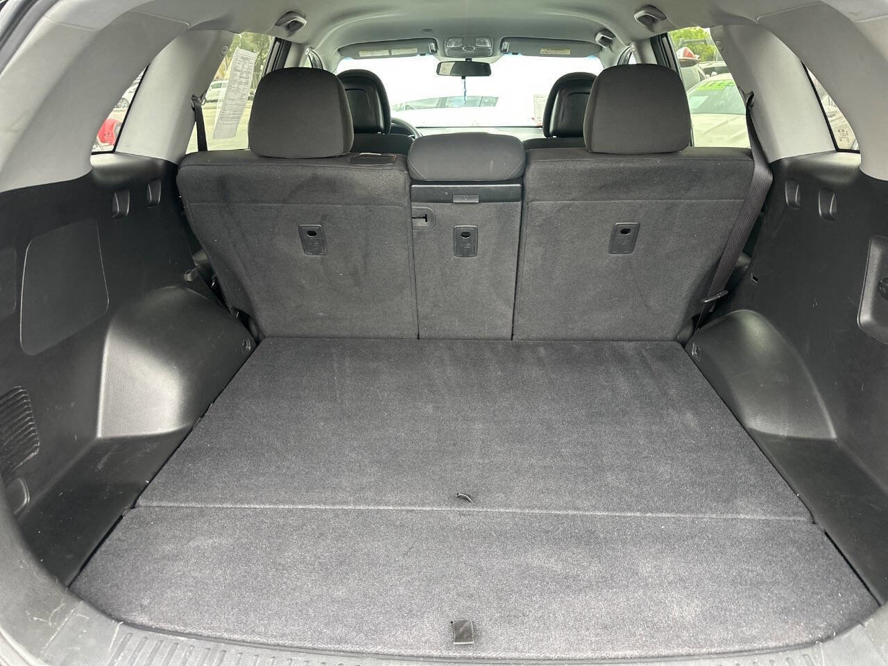 Used 2015 Kia Sorento LX image 26