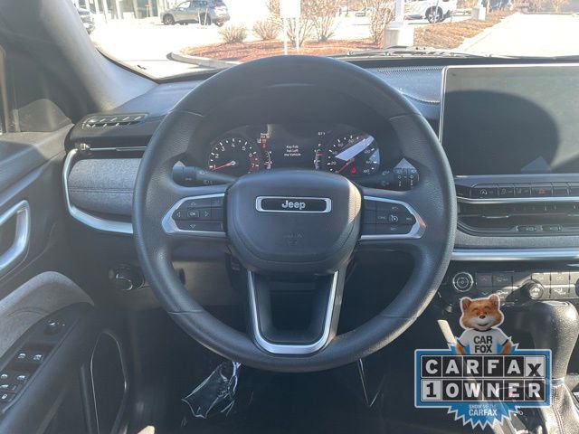 Used 2023 Jeep Compass Sport image 16