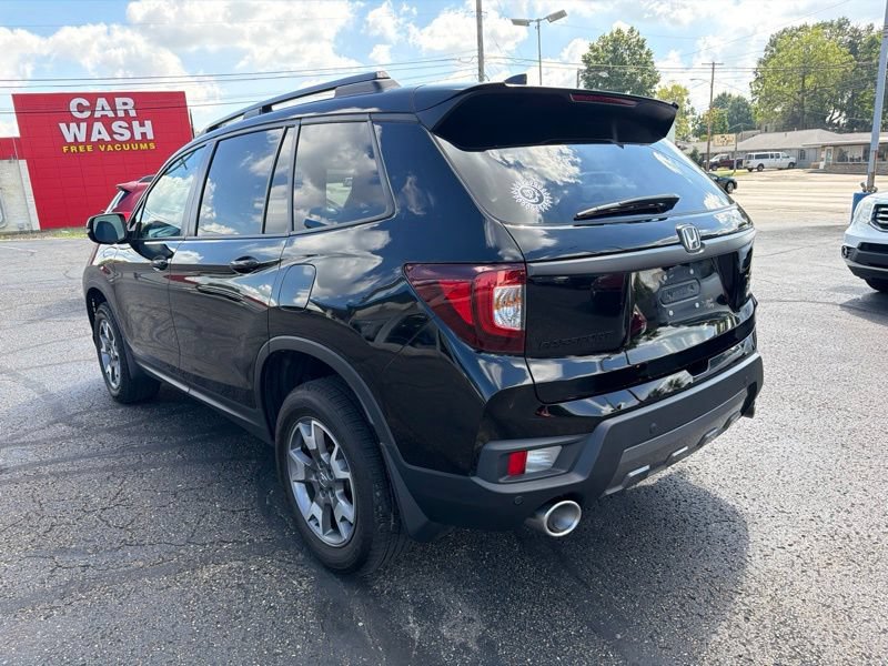 Used 2023 Honda Passport TrailSport image 5