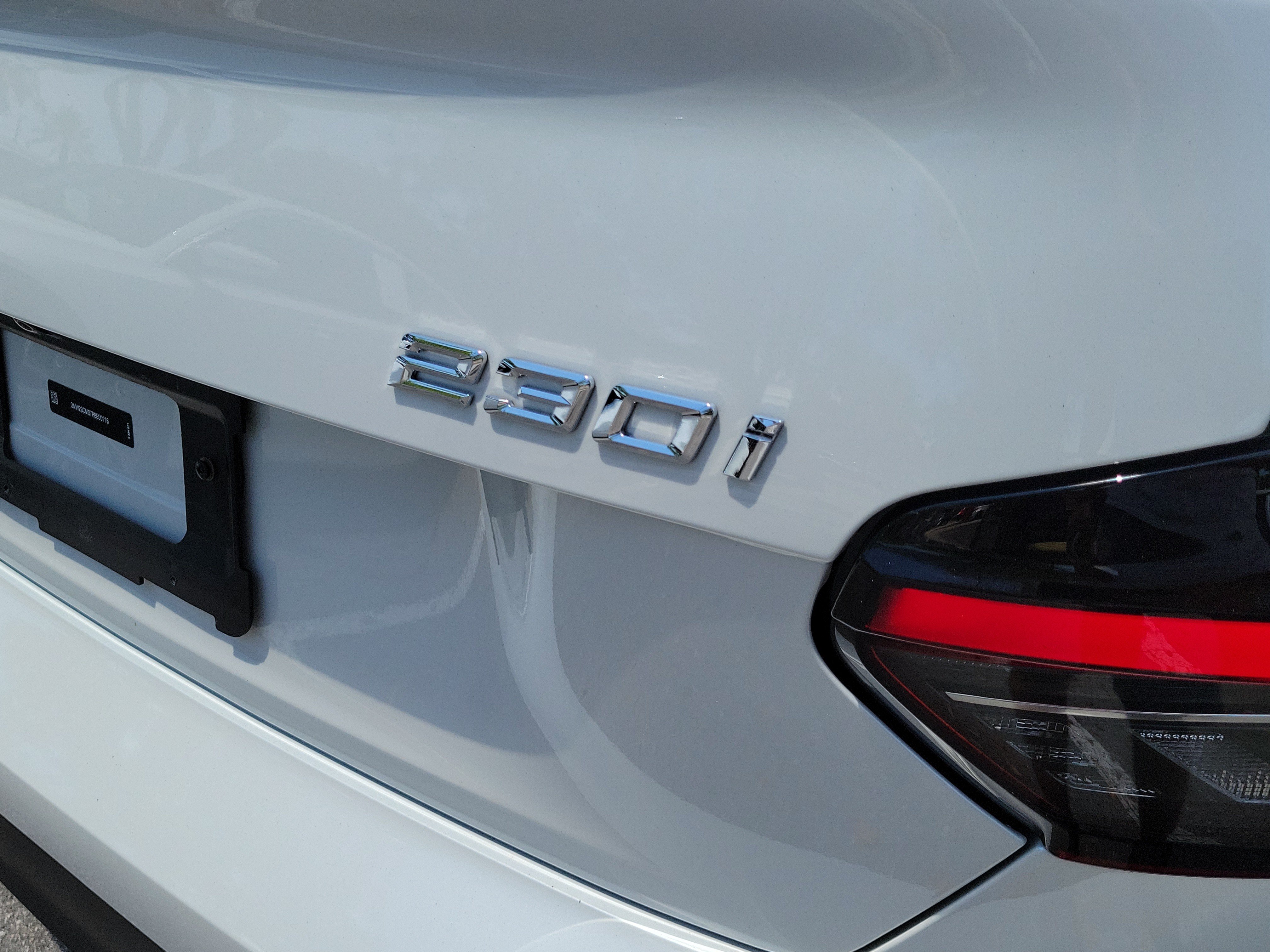 Certified 2024 BMW 230i Coupe w/ Premium Package RWD image 5