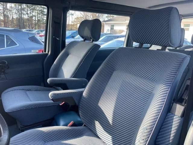 Used 1993 Volkswagen Eurovan GL FWD image 12