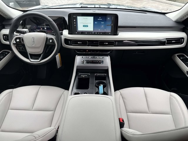 New 2026 Lincoln Aviator 2WD w/ Jet Appearance Package image 25