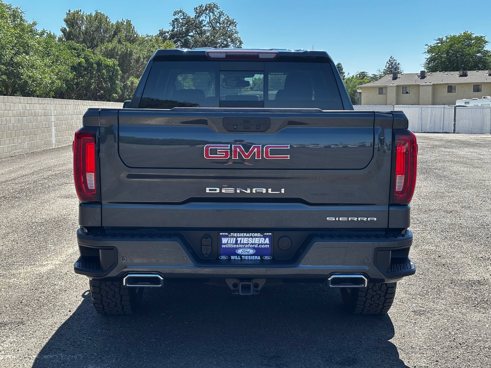 Used 2021 GMC Sierra 1500 Denali w/ Driver Alert Package II AWD/4WD image 4