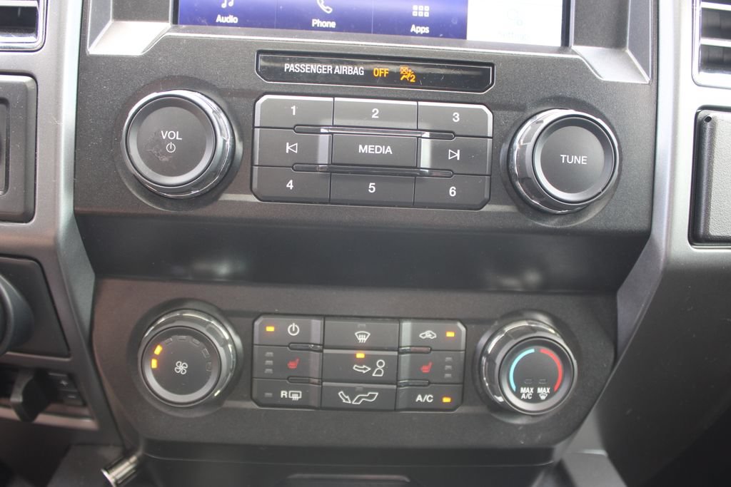 Used 2020 Ford F150 XLT w/ Equipment Group 302A Luxury AWD/4WD image 34