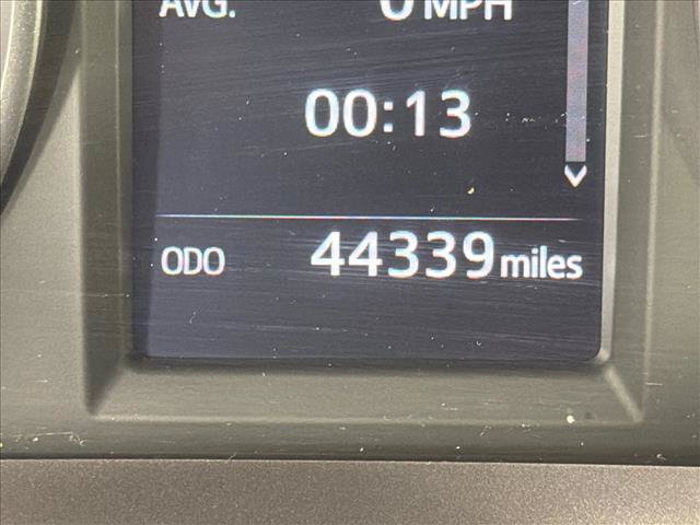 Used 2018 Toyota RAV4 LE AWD/4WD image 27