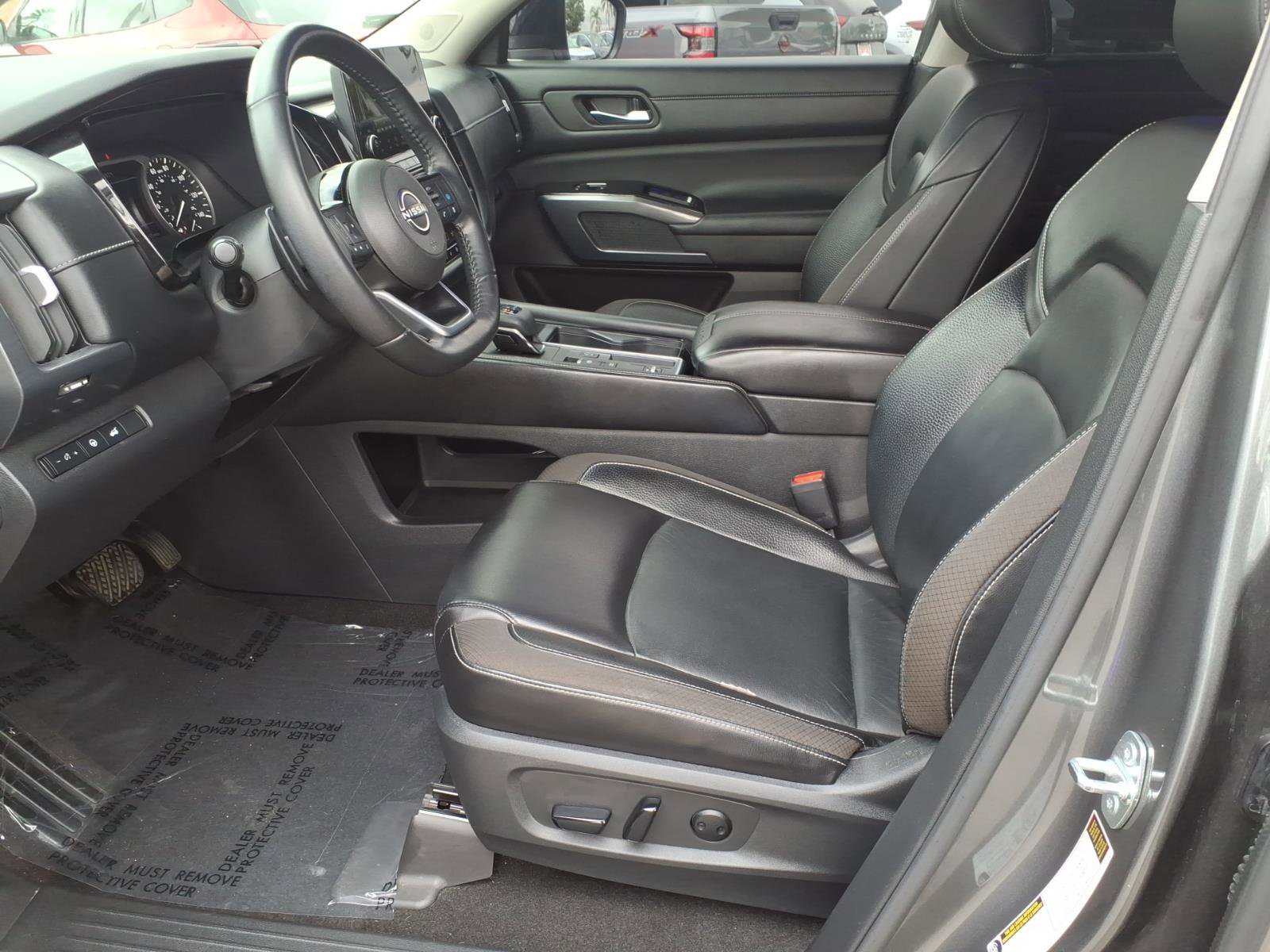 Certified 2022 Nissan Pathfinder SL w/ SL Premium Package image 13