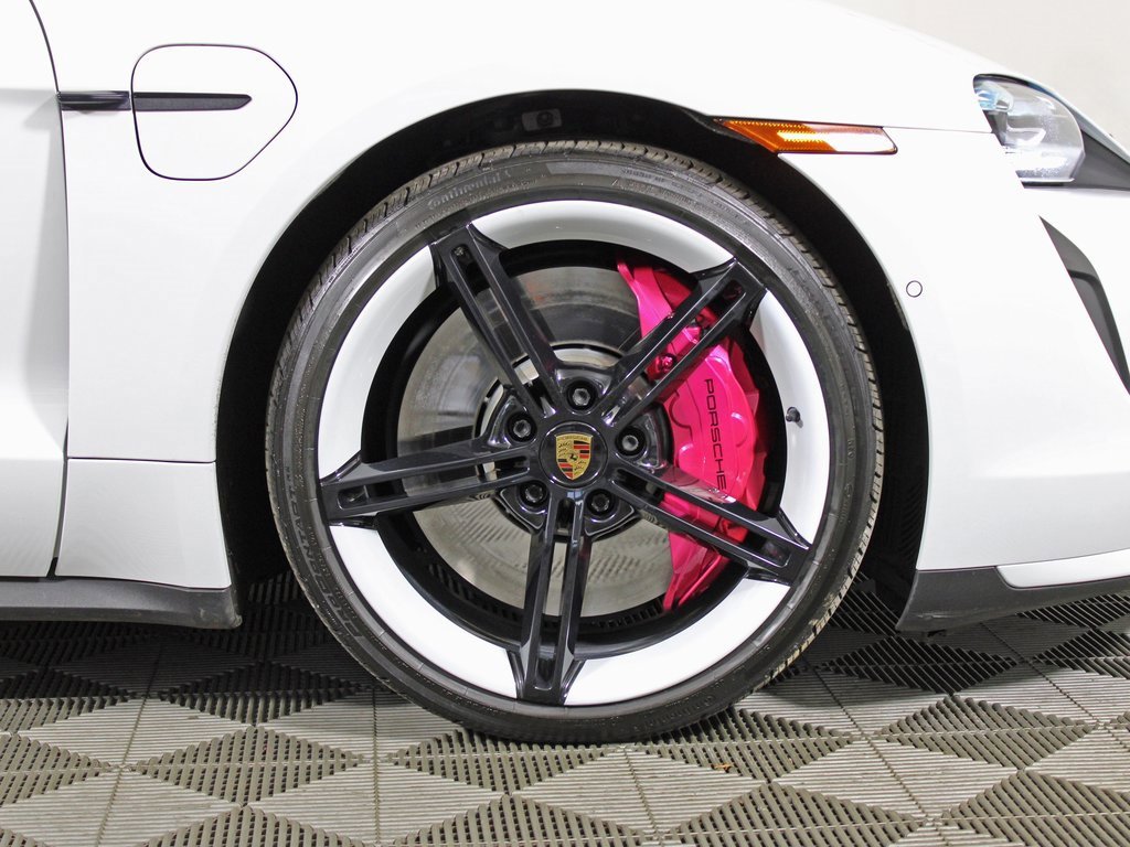 Used 2020 Porsche Taycan Turbo image 47