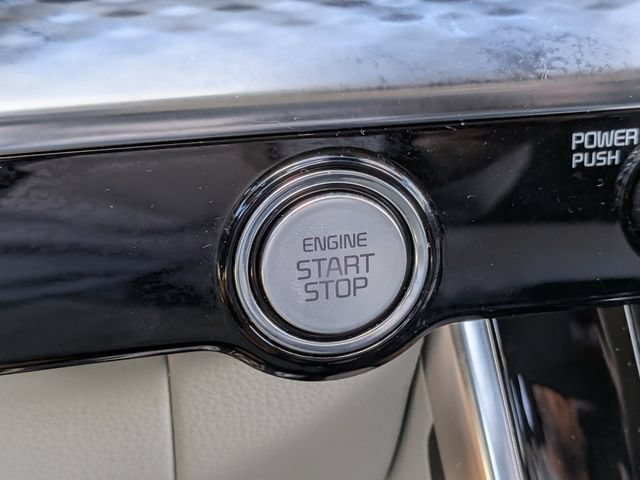 Certified 2024 Kia Carnival SX Prestige FWD image 29