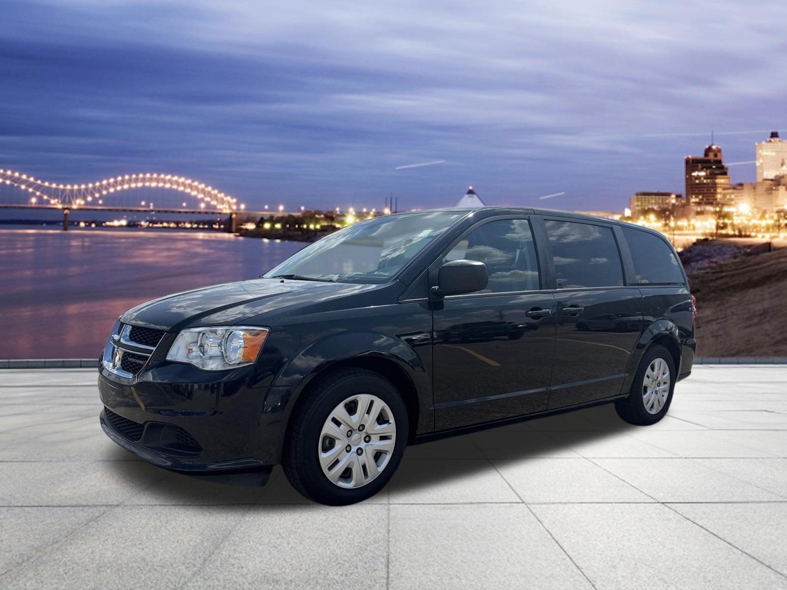 Used 2018 Dodge Grand Caravan SE w/ Rear Park Assist Package
