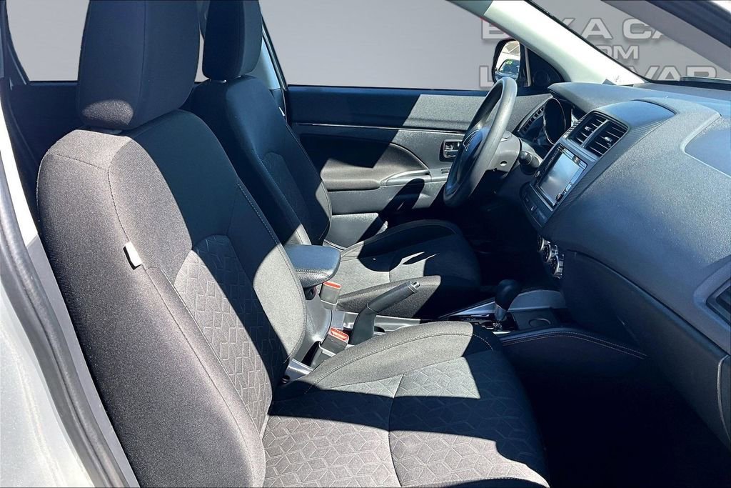 Used 2021 Mitsubishi Outlander Sport ES FWD image 7